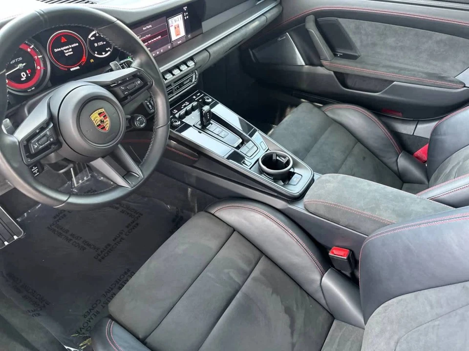 2024 Porsche 992 Carrera GTS - Image 4 of 5