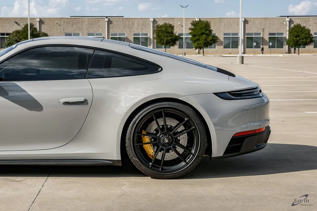 2024 Porsche 992 Carrera GTS - Image 10 of 31