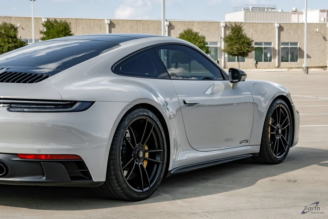 2024 Porsche 992 Carrera GTS - Image 18 of 31