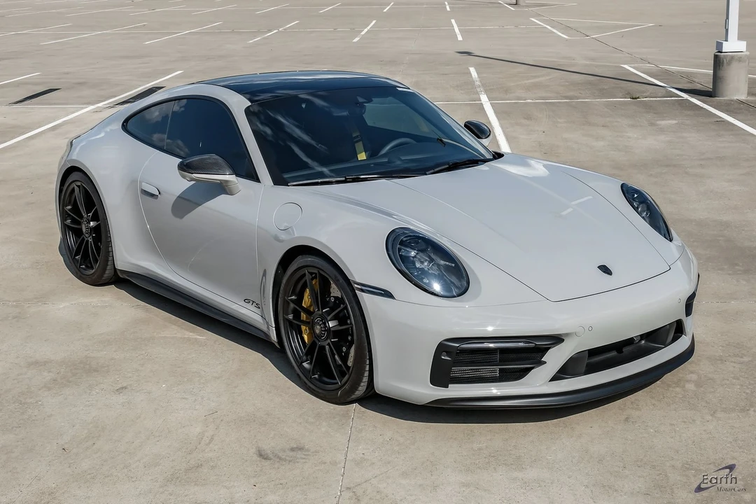 2024 Porsche 992 Carrera GTS - Image 24 of 31