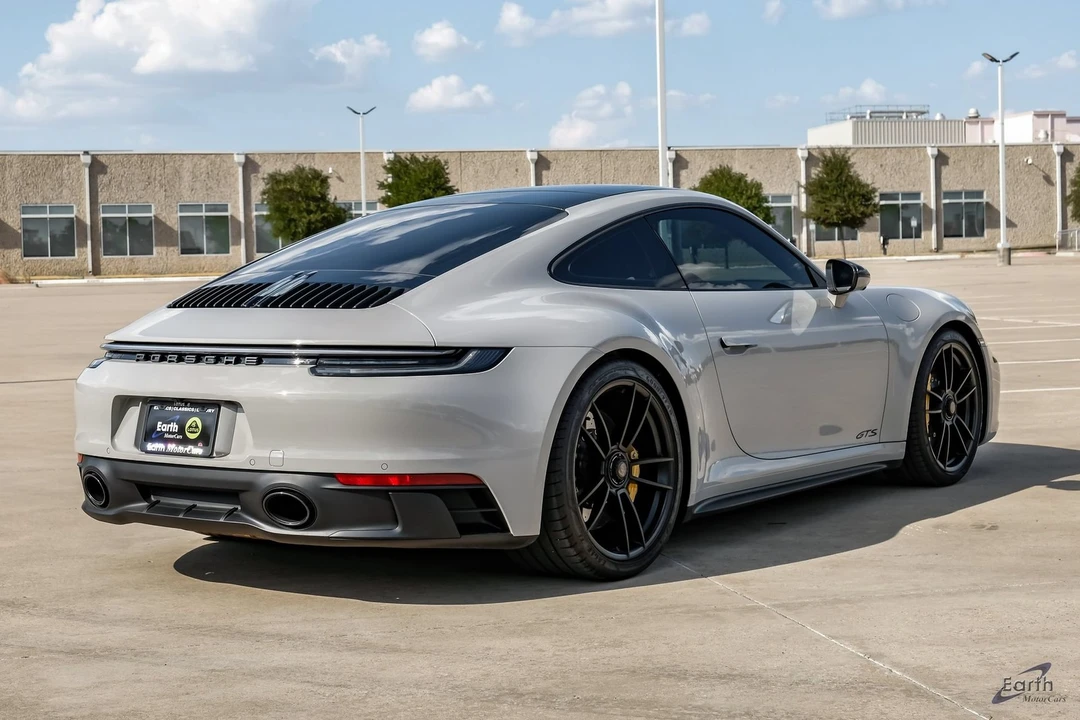 2024 Porsche 992 Carrera GTS - Image 16 of 31