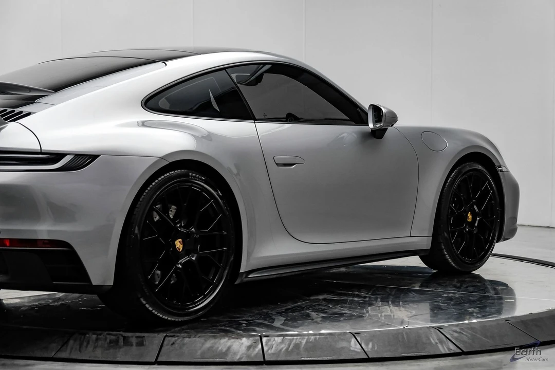 2024 Porsche 992 Carrera GTS - Image 20 of 31