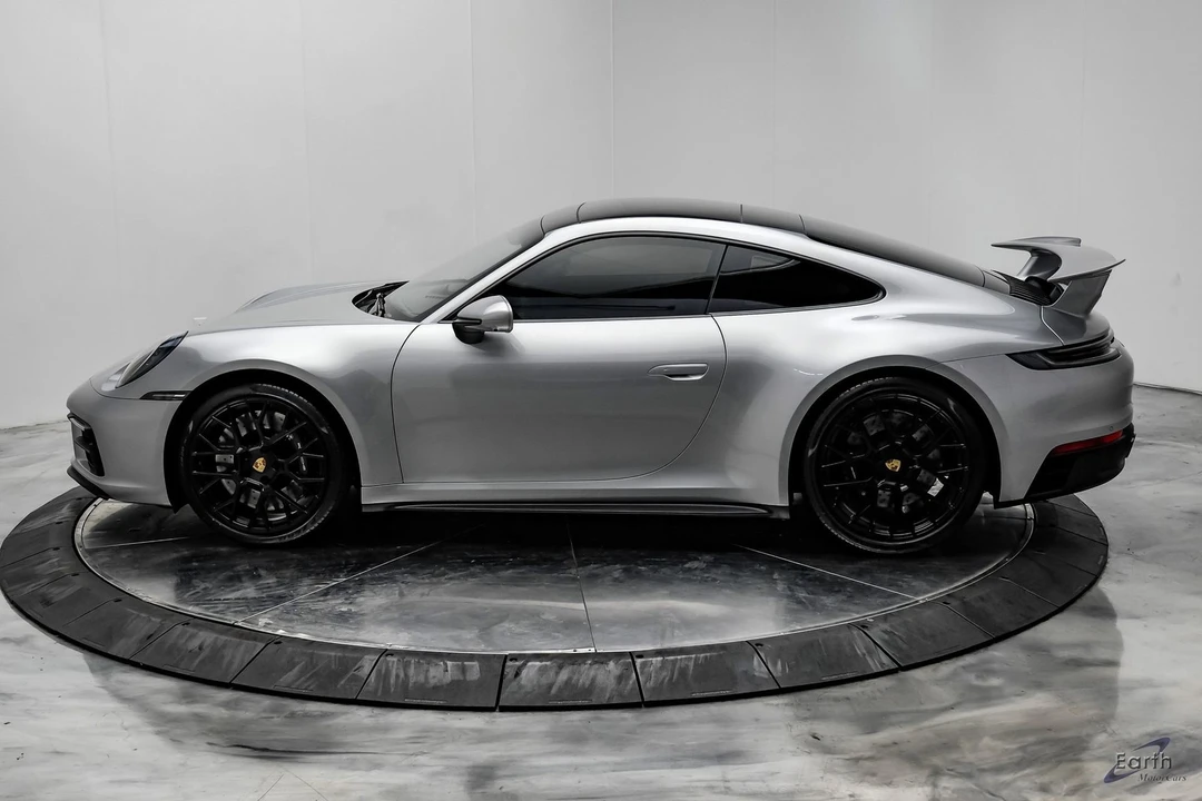 2024 Porsche 992 Carrera GTS - Image 8 of 31