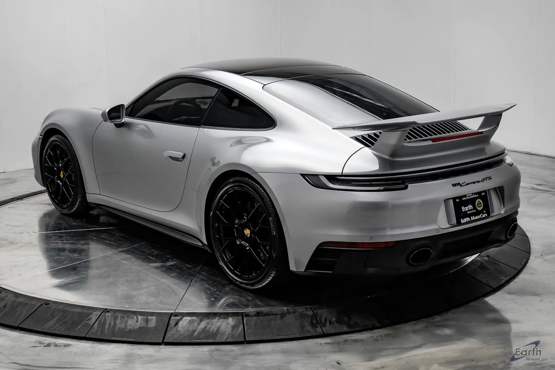 2024 Porsche 992 Carrera GTS - Image 13 of 31