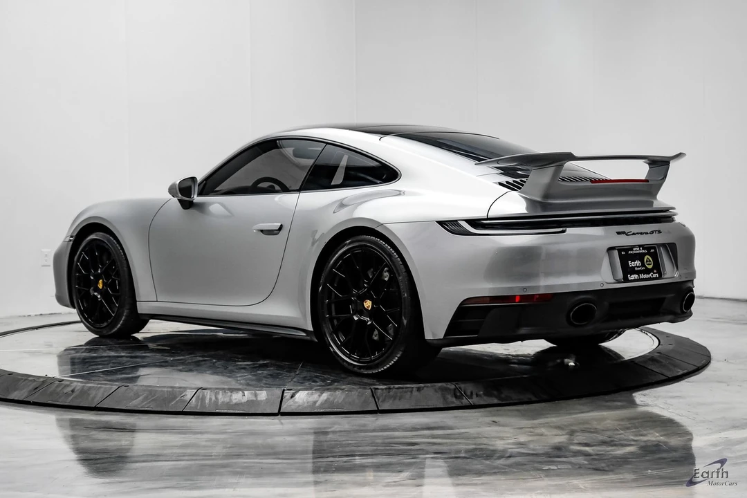 2024 Porsche 992 Carrera GTS - Image 11 of 31