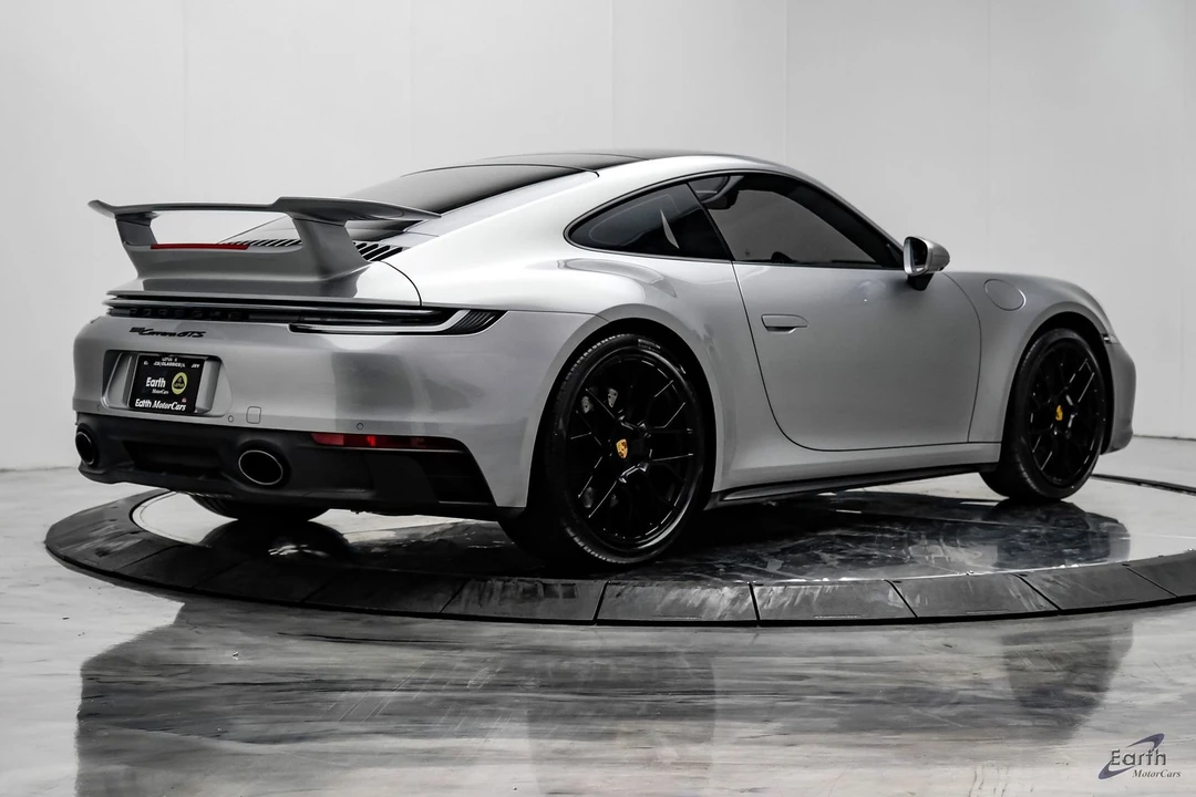 2024 Porsche 992 Carrera GTS - Image 17 of 31