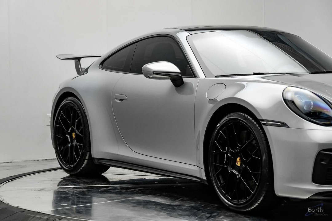 2024 Porsche 992 Carrera GTS - Image 28 of 31
