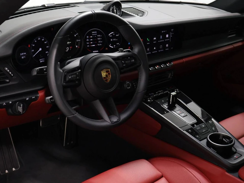 2024 Porsche 992 Carrera GTS - Image 4 of 4
