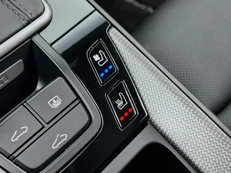 2024 Porsche 992 Carrera GTS - Image 23 of 31