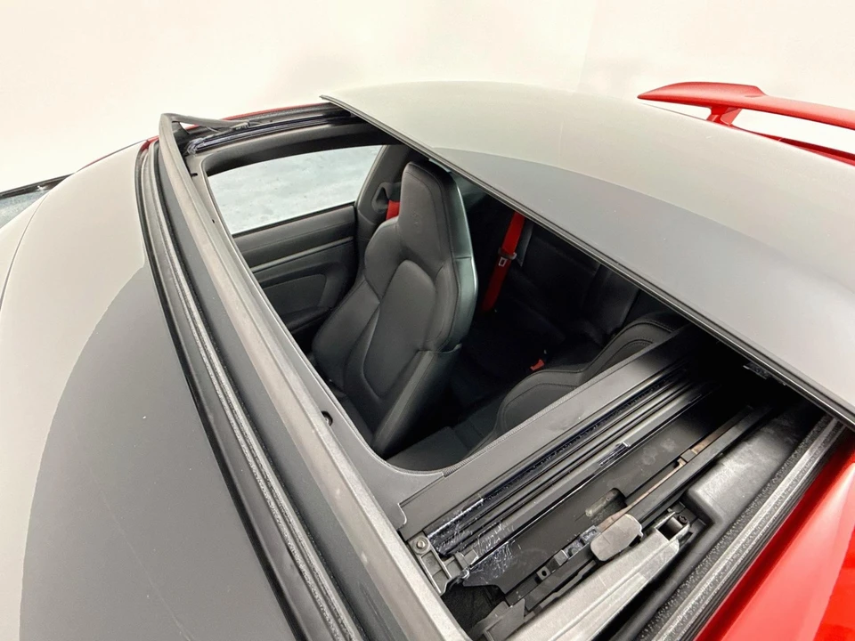 2024 Porsche 992 Carrera GTS - Image 14 of 31