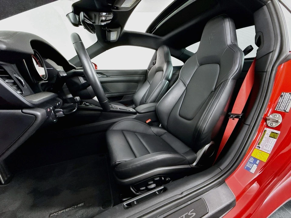 2024 Porsche 992 Carrera GTS - Image 11 of 31
