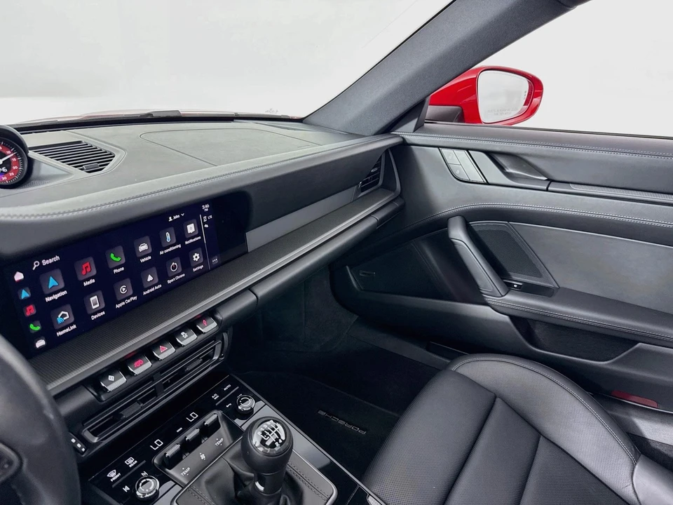 2024 Porsche 992 Carrera GTS - Image 26 of 31