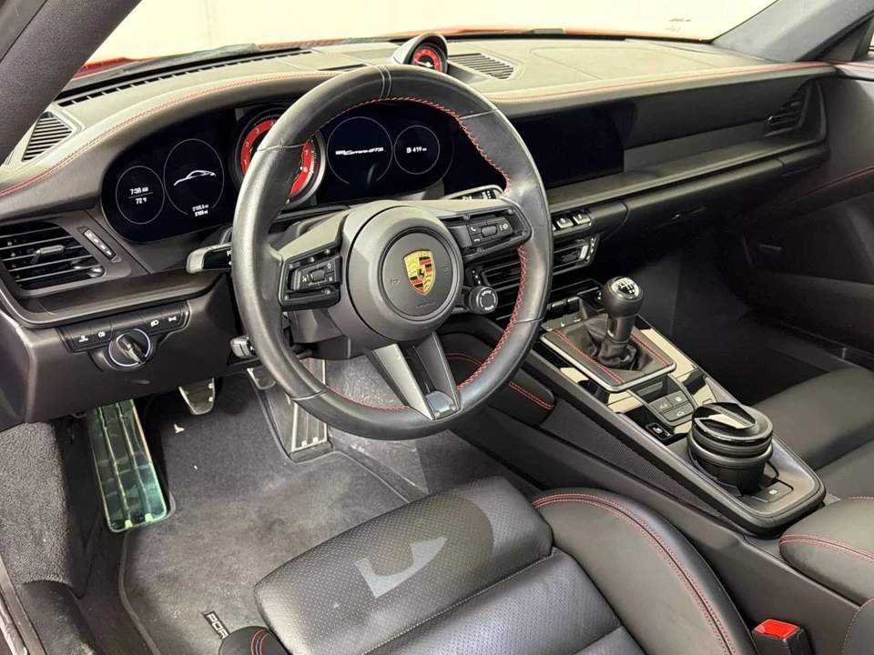 2024 Porsche 992 Carrera GTS - Image 4 of 4