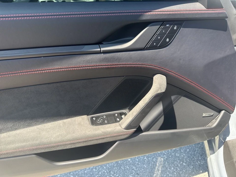 2024 Porsche - Image 25 of 30