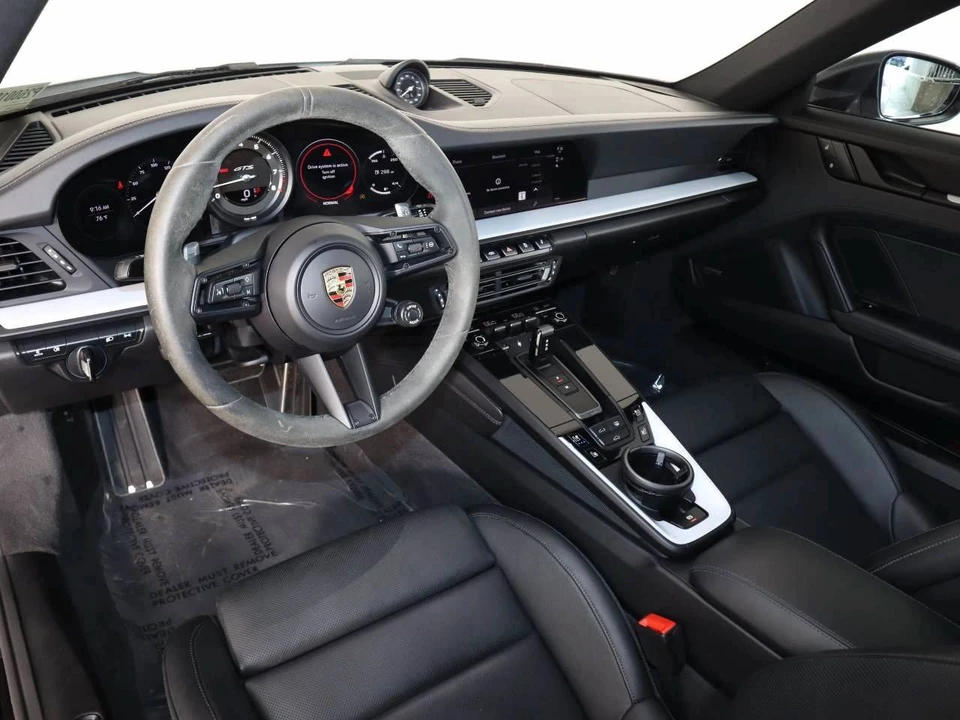 2024 Porsche 992 Carrera GTS - Image 4 of 4