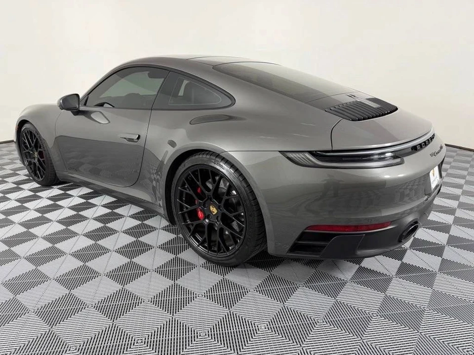2024 Porsche 992 Carrera GTS - Image 3 of 4