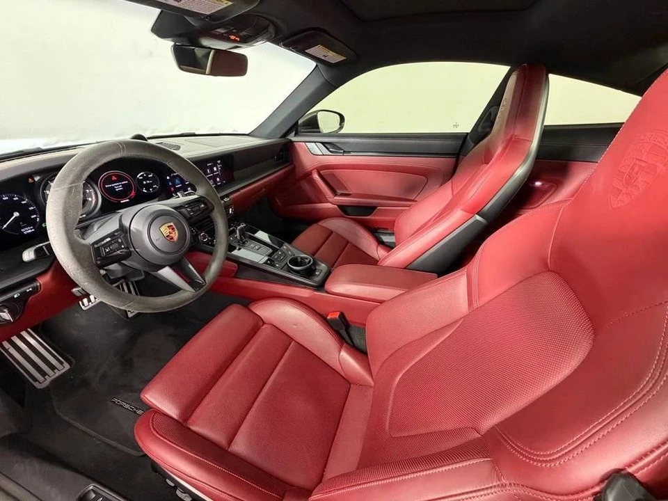 2024 Porsche 992 Carrera GTS - Image 4 of 4