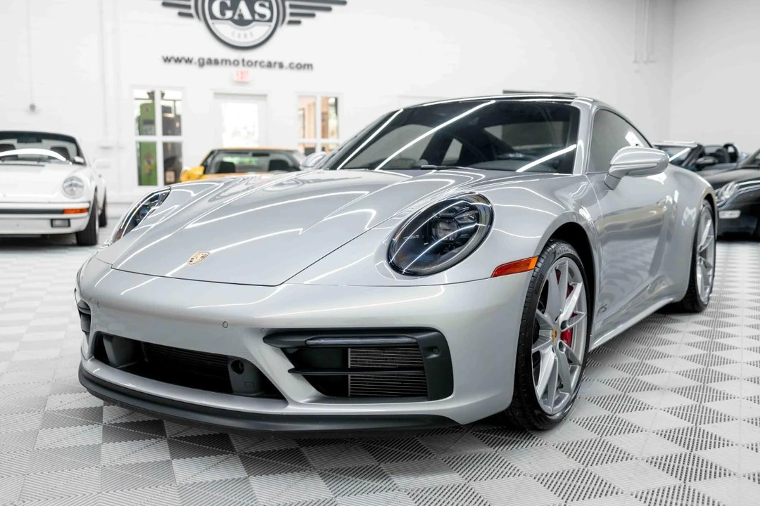 2024 Porsche 992 Carrera GTS - Image 4 of 31