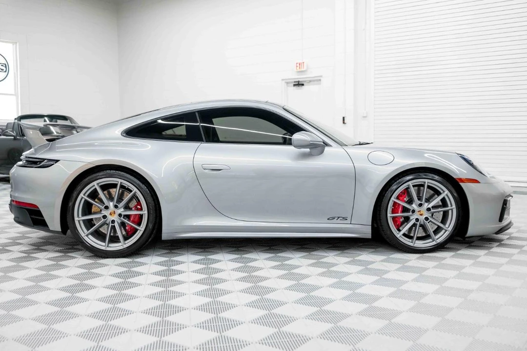2024 Porsche 992 Carrera GTS - Image 7 of 31