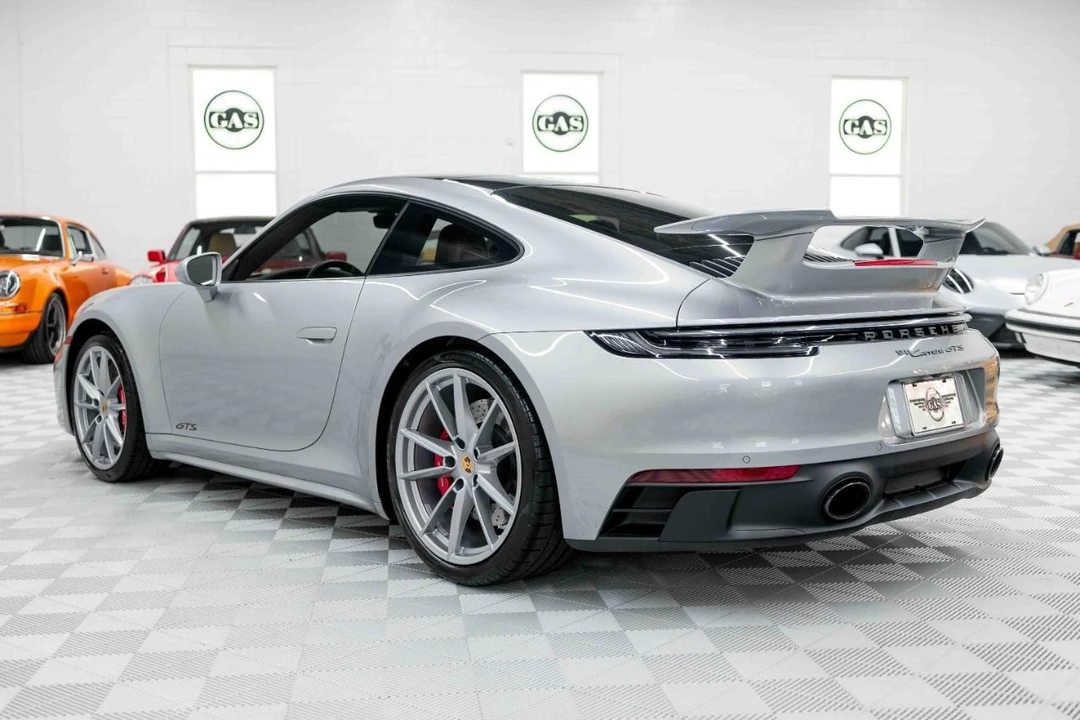 2024 Porsche 992 Carrera GTS - Image 10 of 31