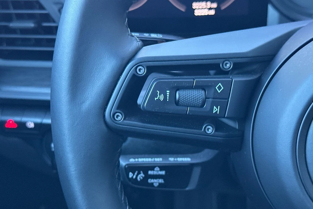 2024 Porsche - Image 29 of 31