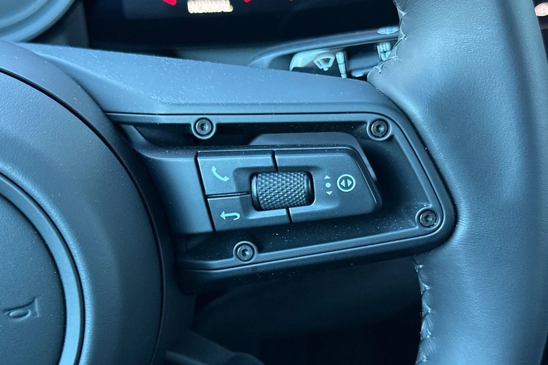 2024 Porsche - Image 30 of 31