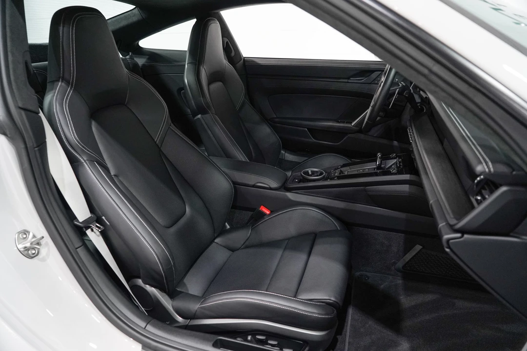 2024 Porsche 992 Carrera GTS - Image 15 of 31