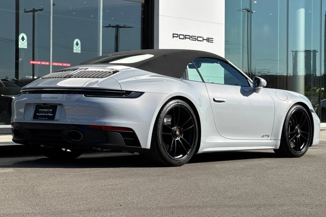 2024 Porsche 992 Carrera GTS - Image 8 of 21