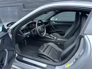 2024 Porsche 992 Carrera - Image 4 of 4