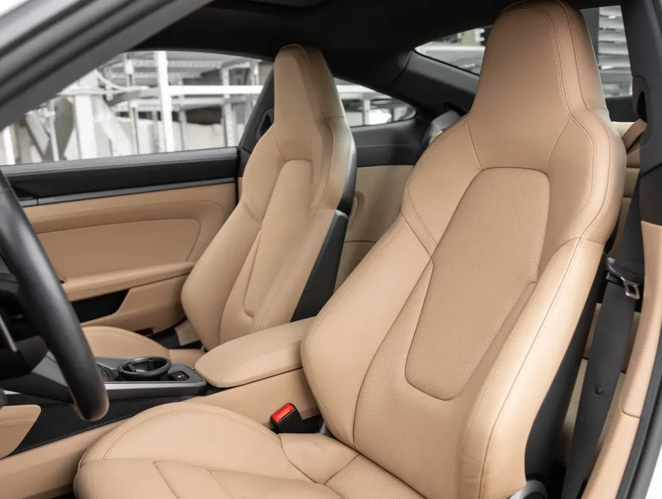 2024 Porsche 992 Carrera - Image 6 of 7