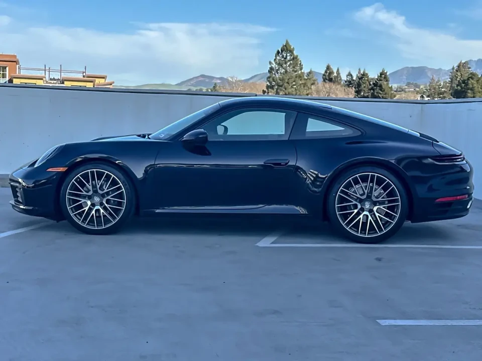 2024 Porsche 992 Carrera - Image 4 of 11