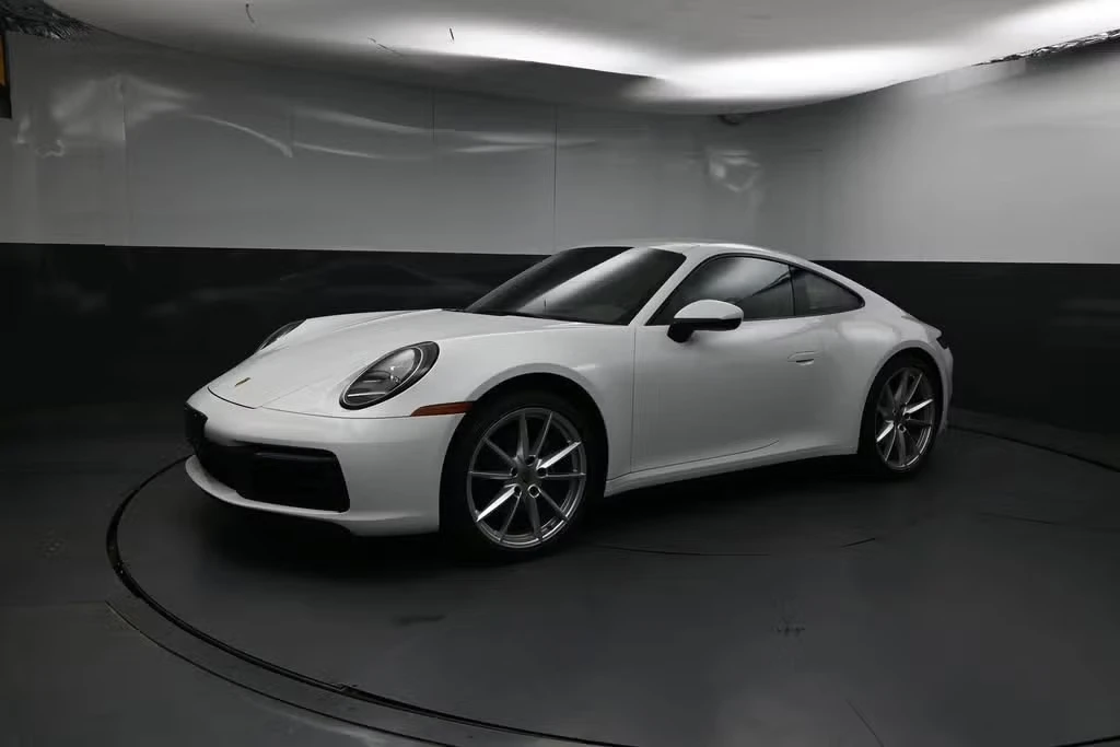 2024 Porsche 992 Carrera - Image 28 of 31