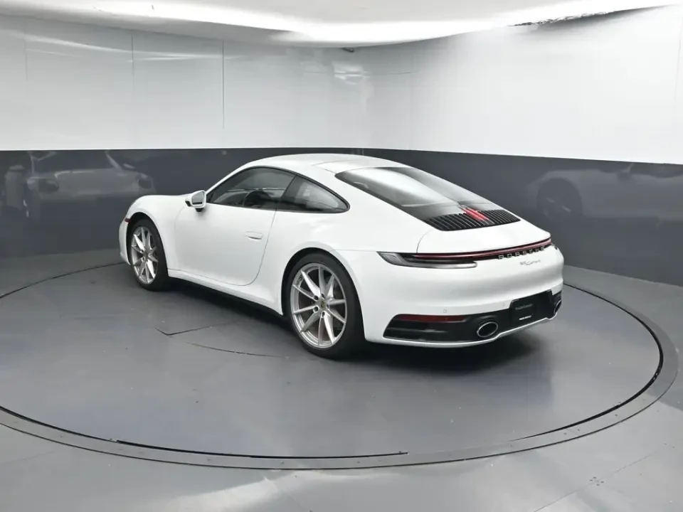2024 Porsche 992 Carrera - Image 23 of 31