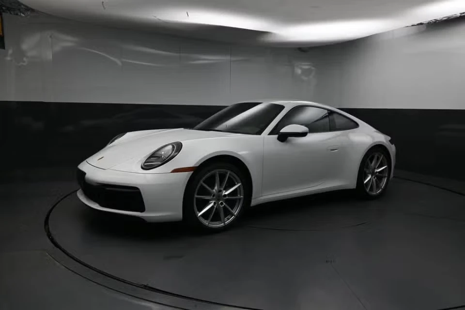 2024 Porsche 992 Carrera - Image 27 of 31