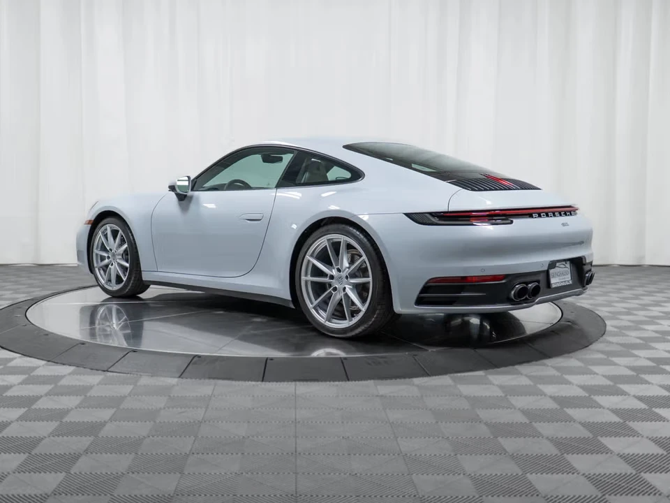 2024 Porsche 992 Carrera - Image 20 of 31