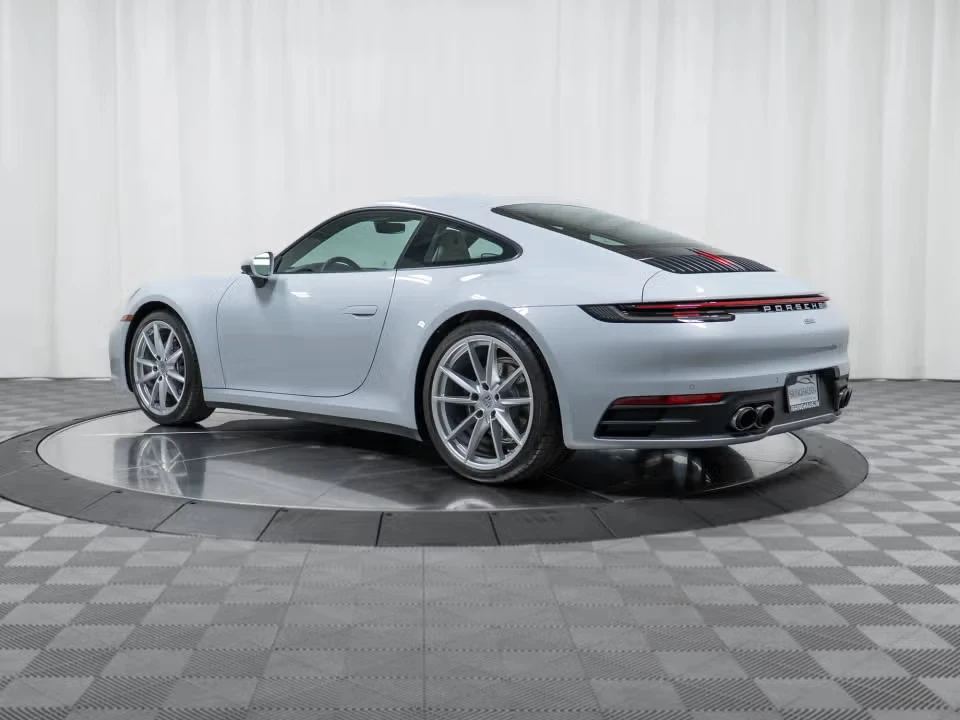 2024 Porsche 992 Carrera - Image 19 of 31