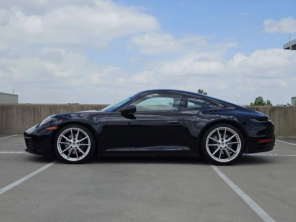 2024 Porsche 992 Carrera - Image 2 of 5
