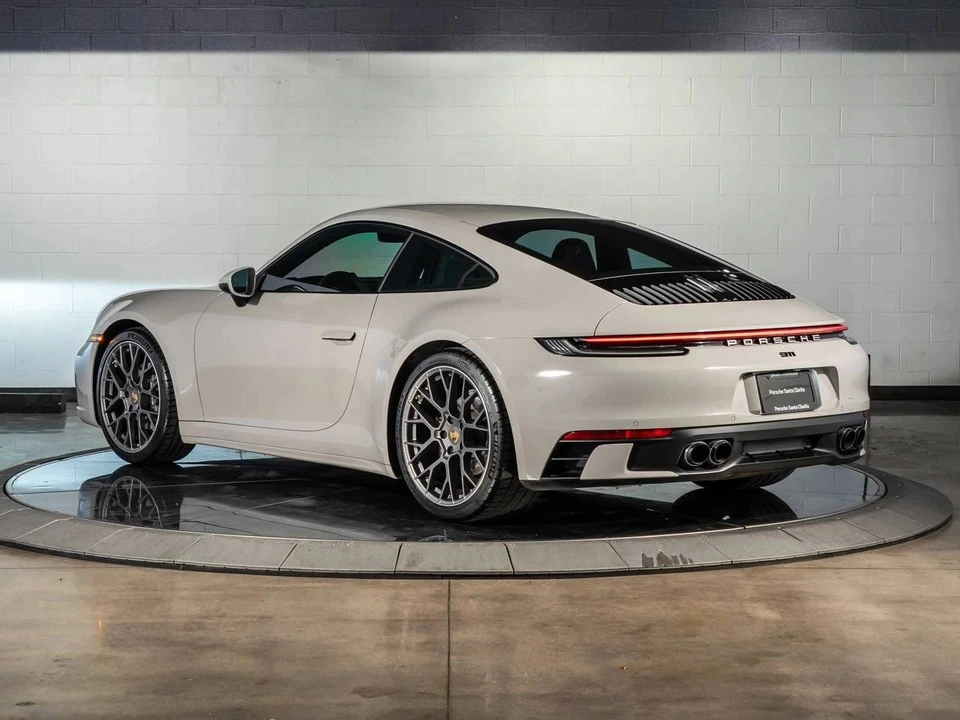 2024 Porsche 992 Carrera - Image 3 of 5