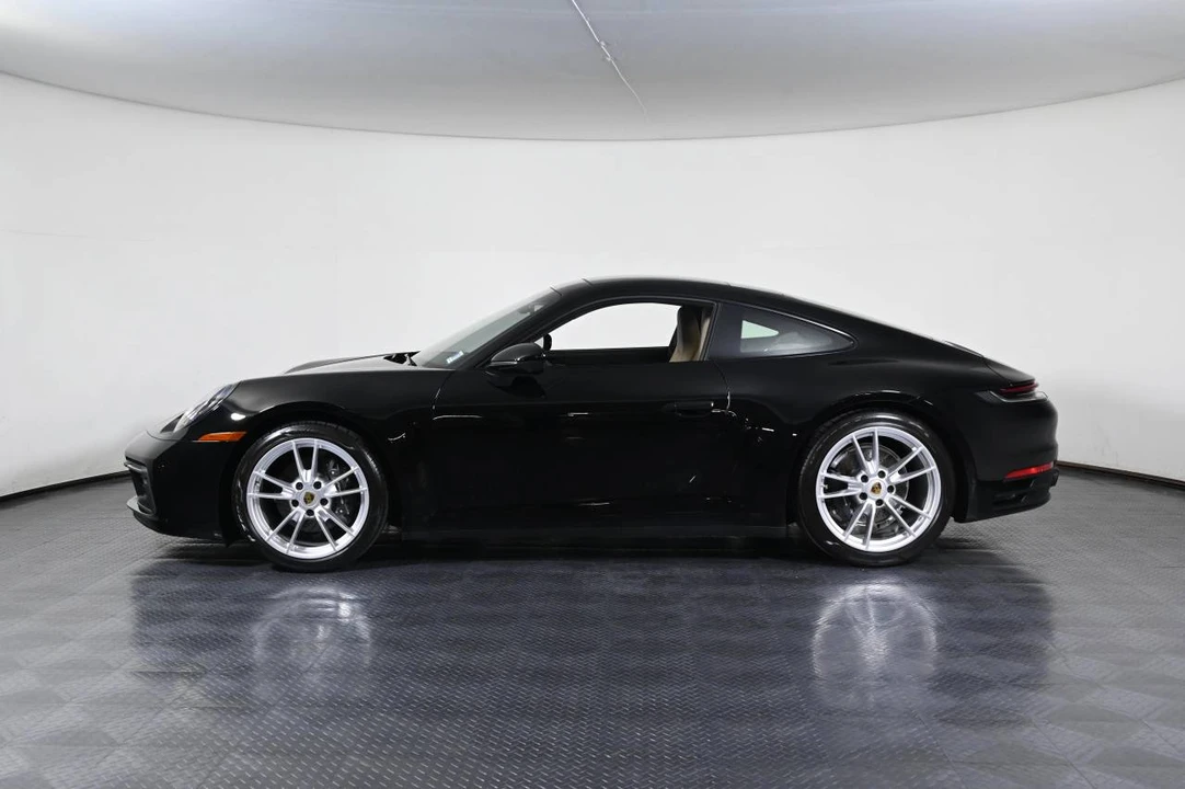 2024 Porsche 992 Carrera - Image 2 of 5
