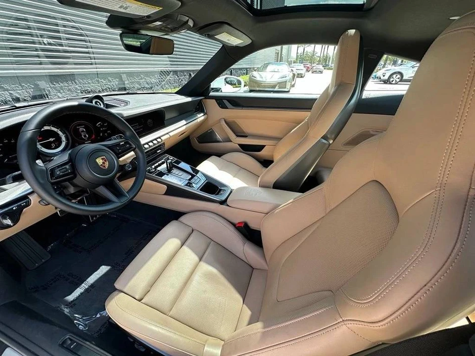 2024 Porsche 992 Carrera - Image 4 of 5