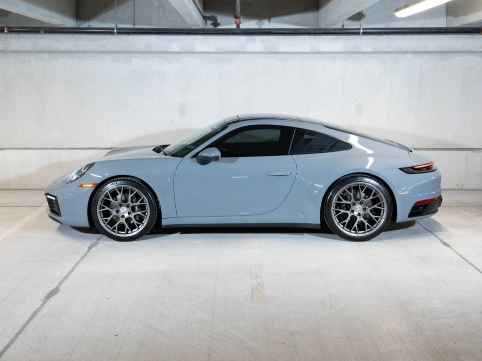 2024 Porsche 992 Carrera - Image 2 of 5