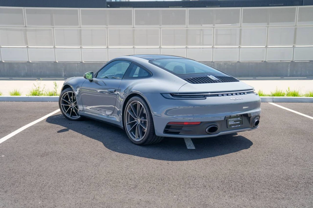 2024 Porsche 992 Carrera - Image 3 of 5