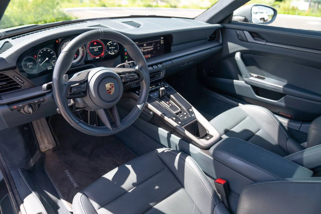 2024 Porsche 992 Carrera - Image 4 of 5