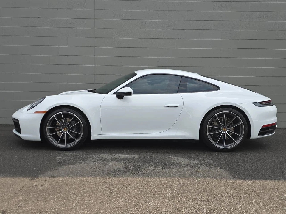 2024 Porsche 992 Carrera - Image 2 of 5