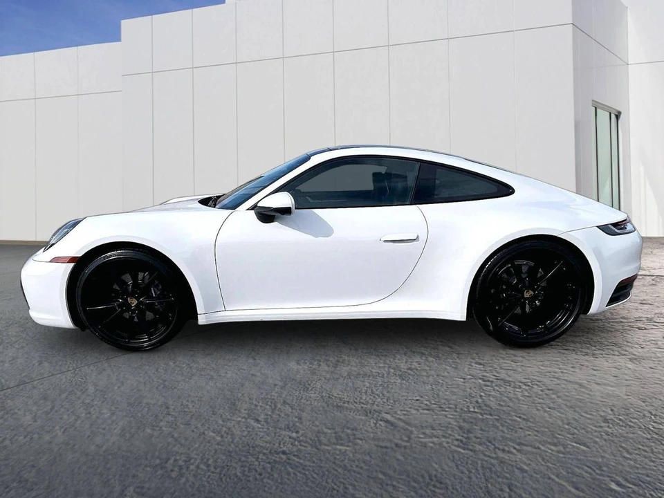 2024 Porsche 992 Carrera - Image 2 of 5