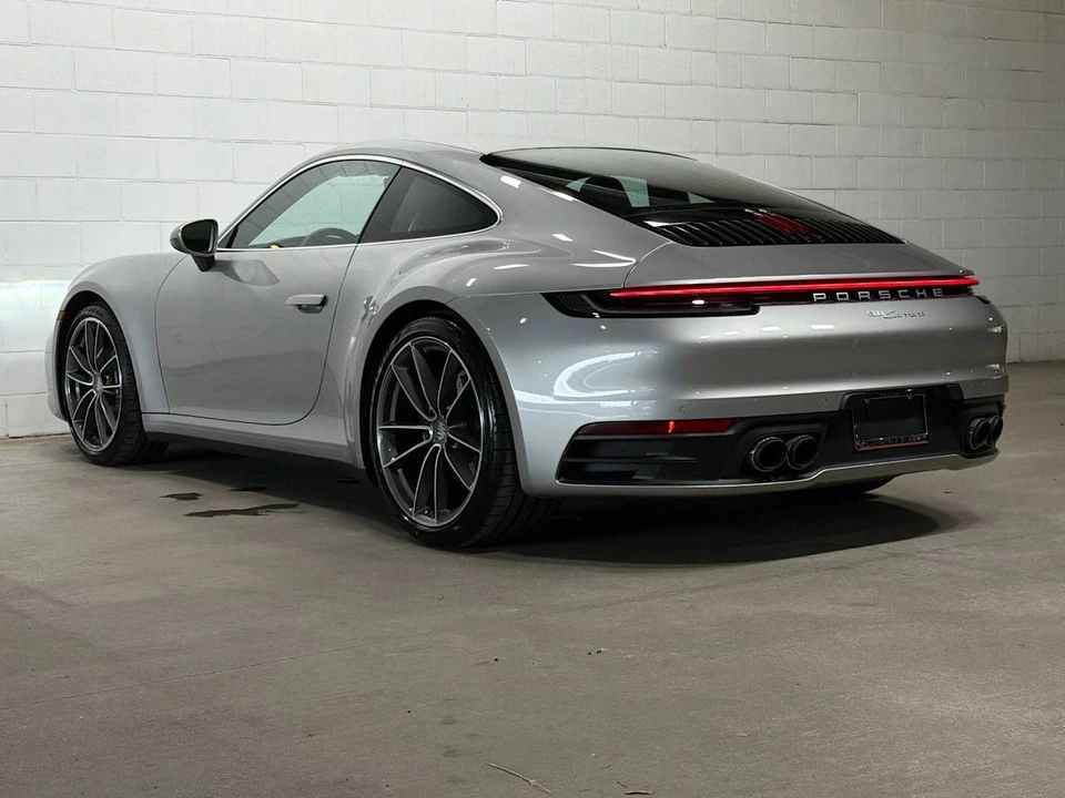 2024 Porsche 992 Carrera - Image 3 of 5