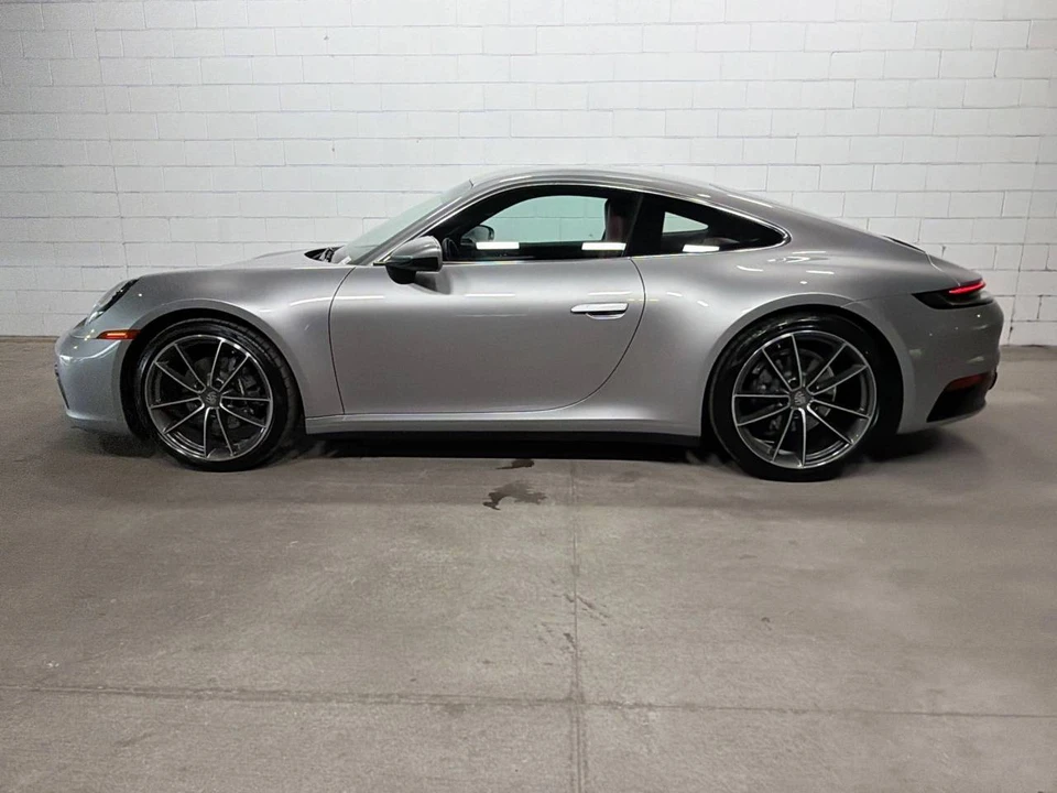 2024 Porsche 992 Carrera - Image 2 of 5