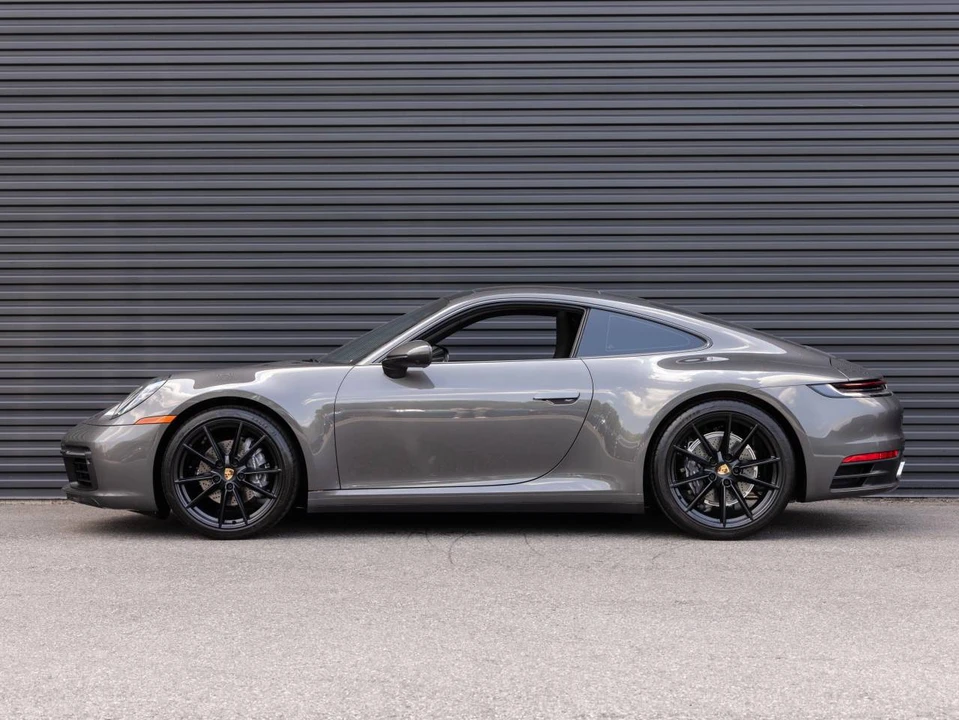2024 Porsche 992 Carrera - Image 2 of 5