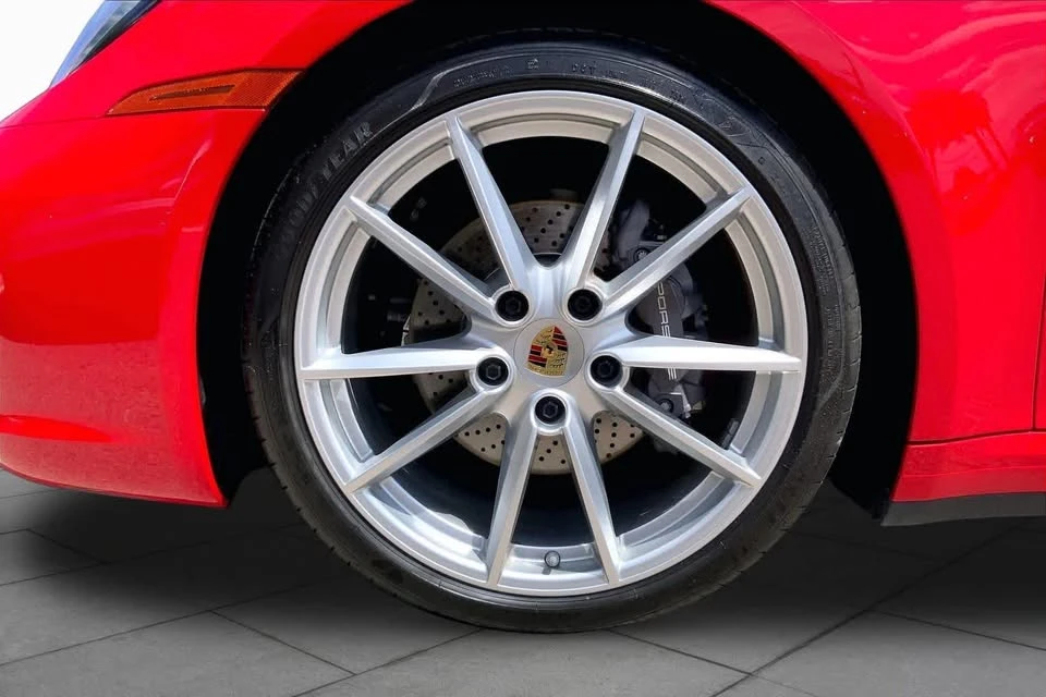 2024 Porsche 992 Carrera - Image 11 of 20