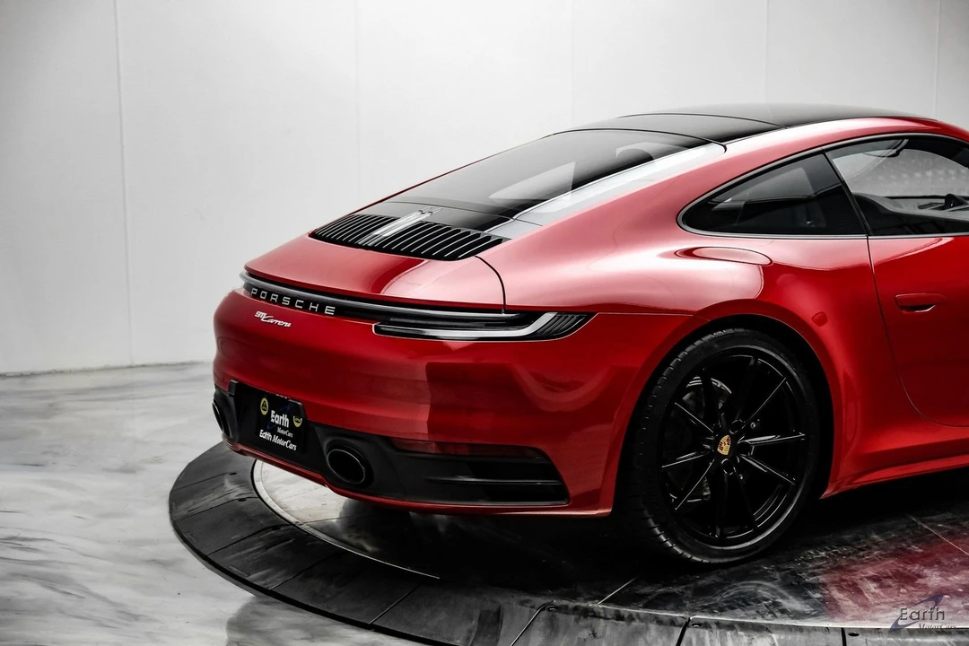 2024 Porsche 992 Carrera - Image 16 of 21